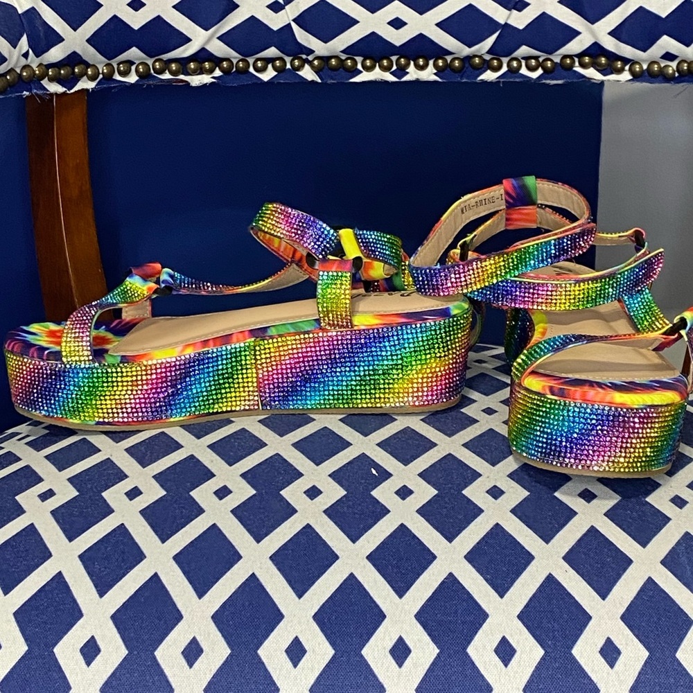 Rainbow tie dye flat platform blinged out rhinestone sandals wedges multi - Picture 2 of 3